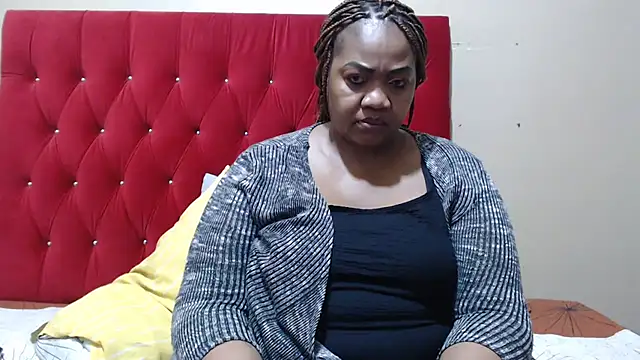 Snapshot of MIGHTYASSS chatting on 29, 10, 2025 MIGHTYASSS online show from 29, 10, 2025