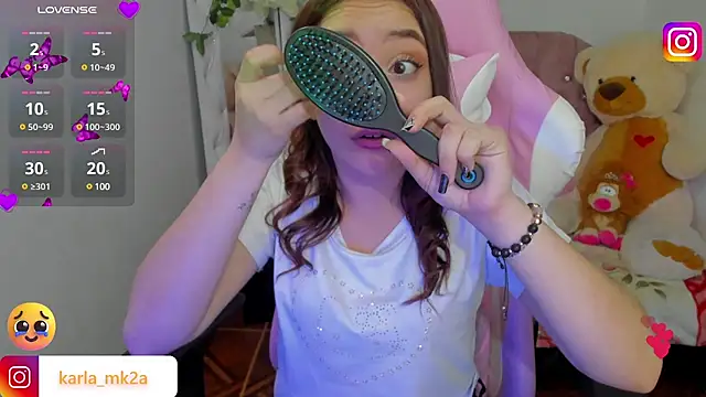 Snapshot of karla_cute01 chatting on 17, 3, 2025 karla cute01 online show from 17, 3, 2025