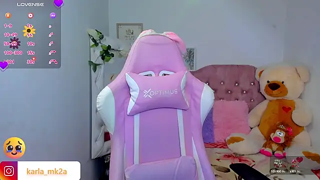 Snapshot of karla_cute01 chatting on 21, 3, 2025 karla cute01 online show from 21, 3, 2025