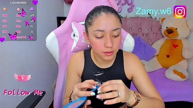 Snapshot of karla_cute01 chatting on 9, 9, 2025 karla cute01 online show from 9, 9, 2025