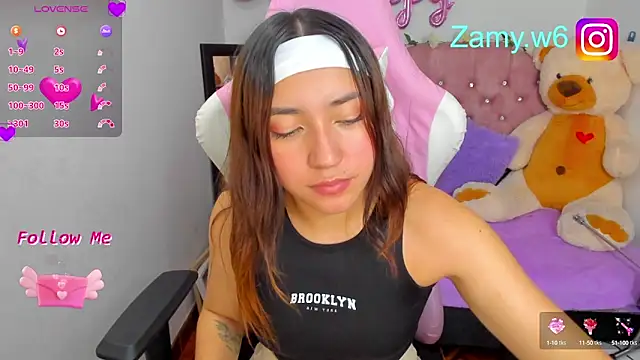 Snapshot of karla_cute01 chatting on 15, 9, 2025 karla cute01 online show from 15, 9, 2025