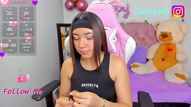 Snapshot of karla_cute01 chatting on 18, 9, 2025 karla cute01 online show from 18, 9, 2025