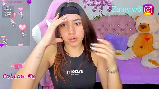 Snapshot of karla_cute01 chatting on 18, 9, 2025 karla cute01 online show from 18, 9, 2025