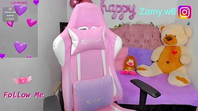 Snapshot of karla_cute01 chatting on 28, 9, 2025 karla cute01 online show from 28, 9, 2025