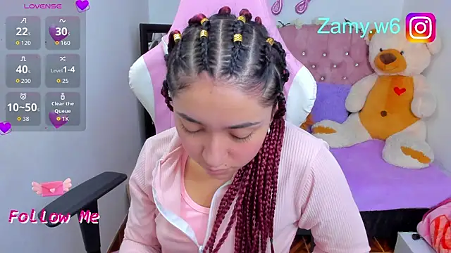 Snapshot of karla_cute01 chatting on 30, 9, 2025 karla cute01 online show from 30, 9, 2025