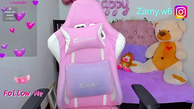 Snapshot of karla_cute01 chatting on 4, 10, 2025 karla cute01 online show from 4, 10, 2025