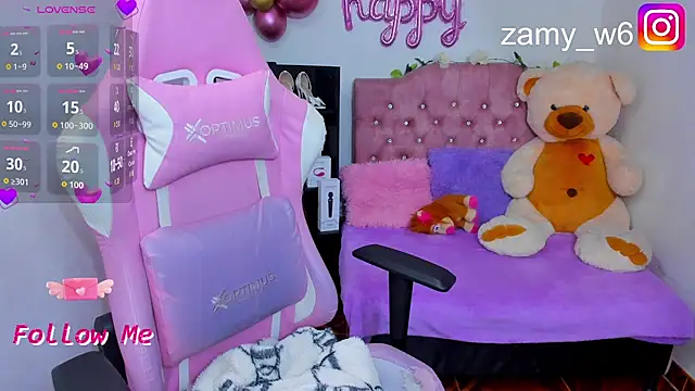 Snapshot of karla_cute01 chatting on 19, 11, 2025 karla cute01 online show from 19, 11, 2025