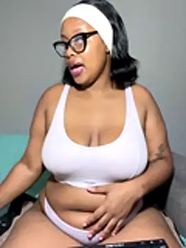 MimiCurves online show from 16, 11, 2025