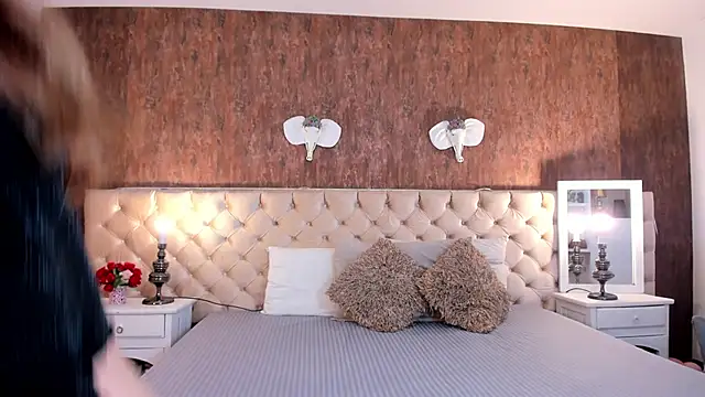 Snapshot of MeganLorensx chatting on 18, 5, 2026 MeganLorensx online show from 18, 5, 2026