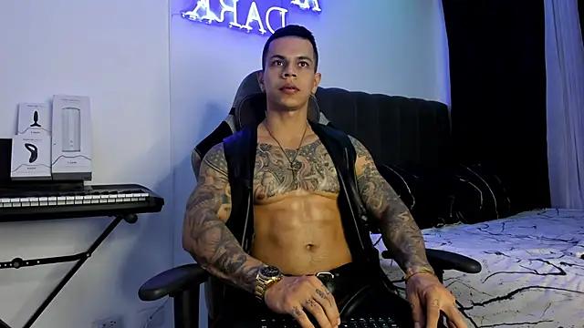 Aron Dark online show from 31, 1, 2025