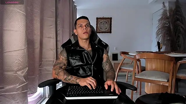 Aron Dark online show from 16, 4, 2026