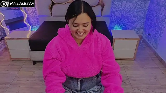 Snapshot of Mellani_tay chatting on 9, 11, 2025 Mellani tay online show from 9, 11, 2025