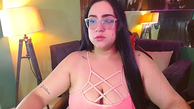 Sofiia davis23 online show from 18, 11, 2025