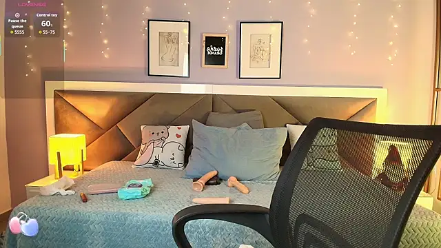 Snapshot of lisa_casper chatting on 3, 12, 2025 lisa casper online show from 3, 12, 2025