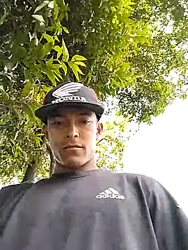 Snapshot of Demiansteven2 chatting on 13, 9, 2025 Demiansteven2 online show from 13, 9, 2025