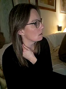 SpiceLea online show from 12, 1, 2025