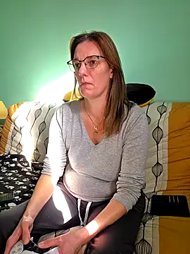 SpiceLea online show from 23, 10, 2025