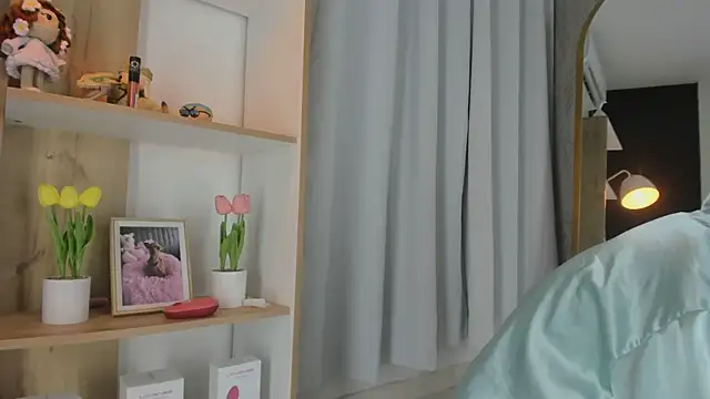 Snapshot of Angelbae- chatting on 9, 3, 2025 Angelbae- online show from 9, 3, 2025