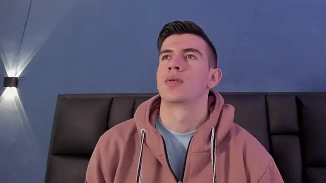 Snapshot of MikaelSlow chatting on 23, 11, 2025 MikaelSlow online show from 23, 11, 2025