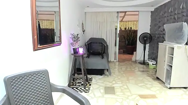 MarilynDavies online show from 25, 11, 2025