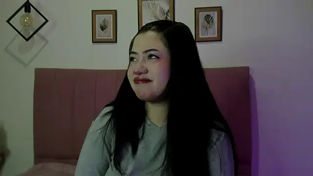 GENNESIS LOVE online show from 5, 11, 2025