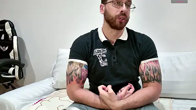 JayXCee Official online show from 8, 2, 2025