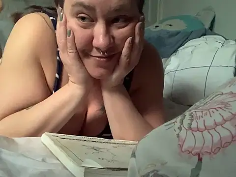 BuziCycki online show from 3, 3, 2025