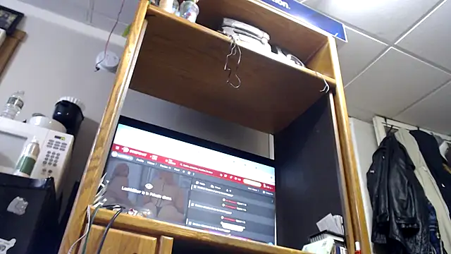 tongueispowerr6d9 online show from 2, 1, 2025