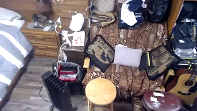 tongueispowerr6d9 online show from 9, 1, 2025