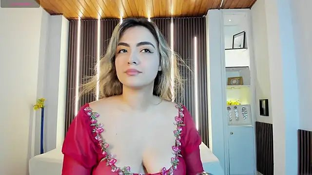 IsabellaaJoness online show from 12, 4, 2026