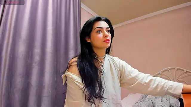  cleopattra  online show from 6, 12, 2024