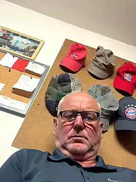 oldgayman online show from 8, 10, 2025