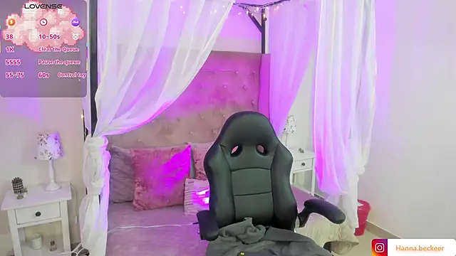 Hanna  Becker  online show from 8, 1, 2026