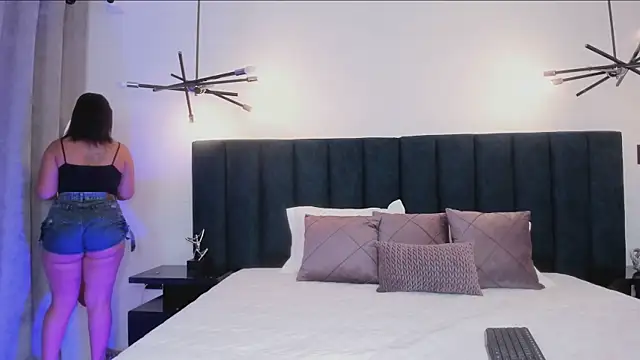 Snapshot of alaia7h chatting on 8, 2, 2026 alaia7h online show from 8, 2, 2026