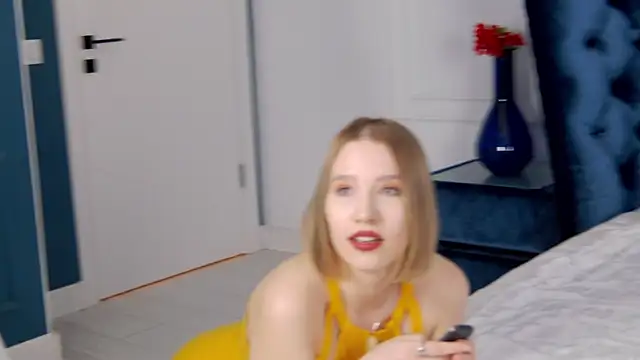 LiliLinn online show from 21, 2, 2025