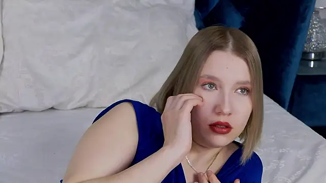 LiliLinn online show from 27, 2, 2025