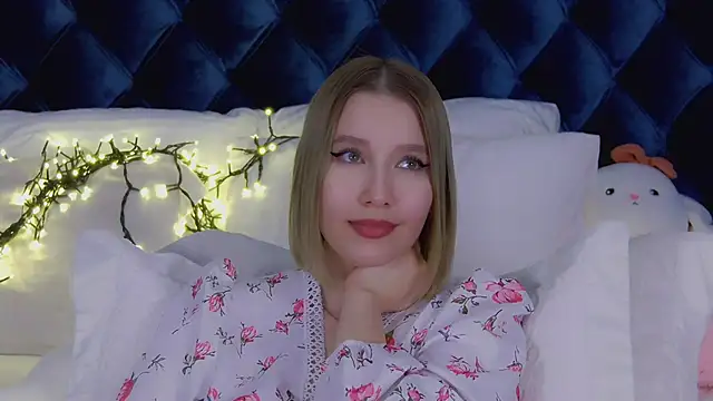 LiliLinn online show from 19, 3, 2025