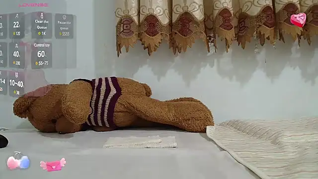 Snapshot of Mia-Tsuki- chatting on 18, 2, 2025 Mia-Tsuki- online show from 18, 2, 2025