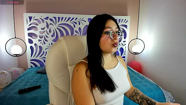 deep sunset1 online show from 18, 4, 2026