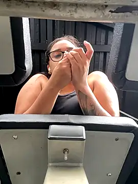 ElaEndez  online show from 3, 10, 2025