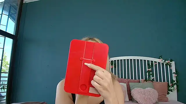 AlicePirs online show from 21, 5, 2026