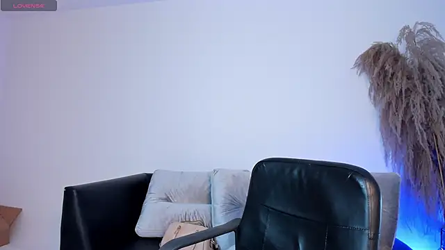 Snapshot of Alessia_Taylorr chatting on 2, 12, 2025 Alessia Taylorr online show from 2, 12, 2025