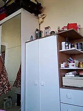 Indiazinhax online show from 15, 9, 2025