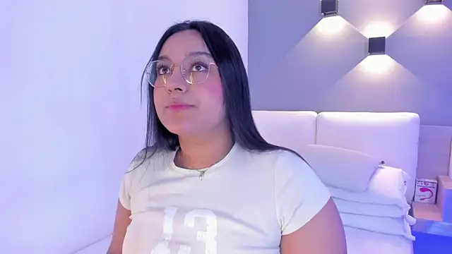 ellamontoya online show from 26, 1, 2025