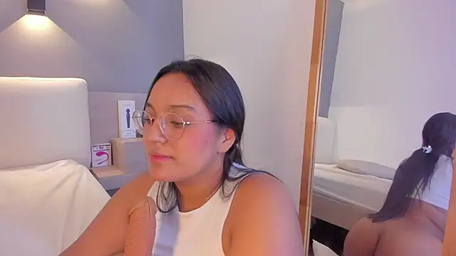 ellamontoya online show from 28, 1, 2025