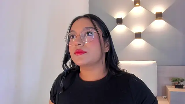 ellamontoya online show from 19, 9, 2025