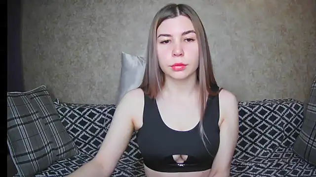 ElllaNuar online show from 19, 12, 2024