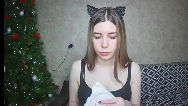 ElllaNuar online show from 20, 1, 2025