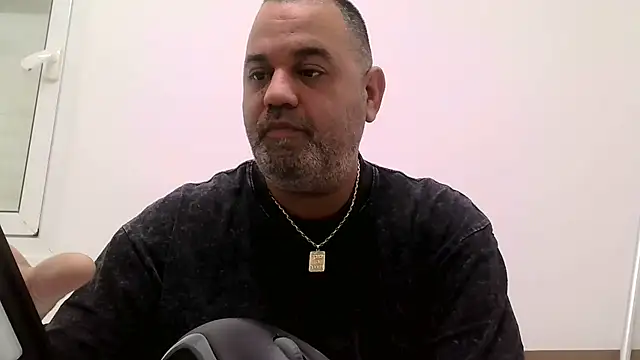 your man85 online show from 28, 1, 2025