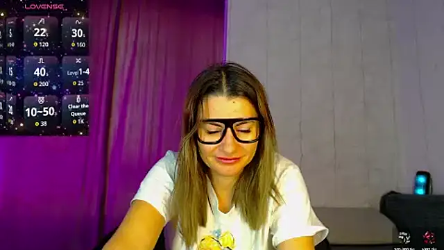 Snapshot of SuchAngel_ chatting on 29, 11, 2025 SuchAngel online show from 29, 11, 2025